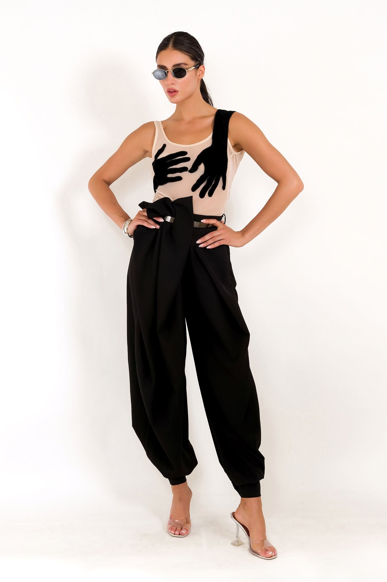 Hands in style body Top
